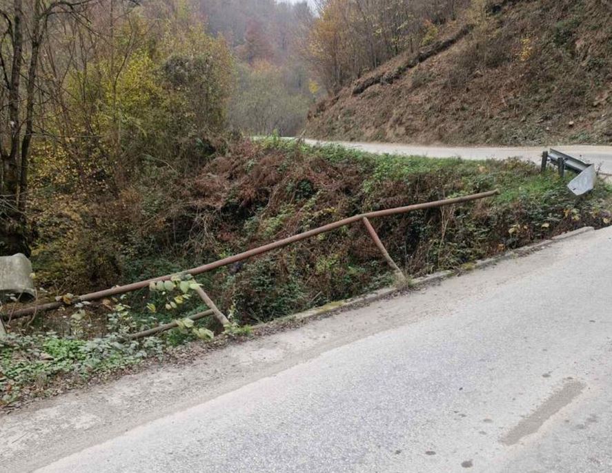 Nakon slijetanja s mosta u zvorničkoj Kamenici, dva lica zadobila povrede od kojih je jedno završilo na UKC Tuzla