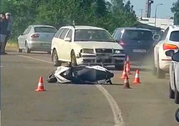 Na magistralnom putu Zvornik-Bijeljina sudar motocikla i automobila (FOTO)