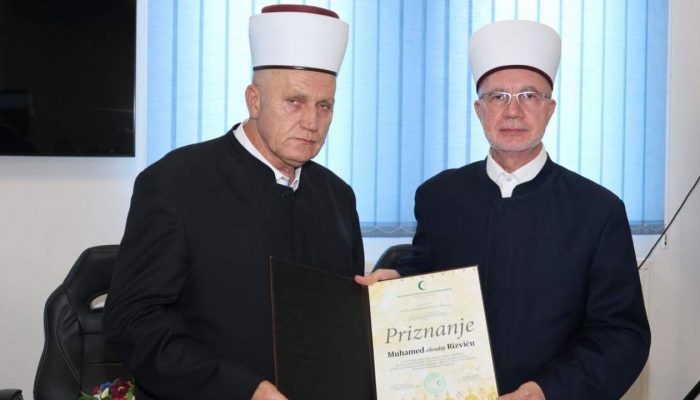 Teočak dobio novog glavnog imama Medžlis IZ-a, nakon četiri decenije Zvorničanin Muhamed ef.Rizvić odlazi u penziju