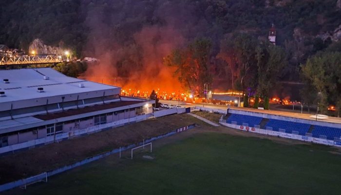 Tradicionalno „lilanje“ održano na gradskoj plaži u Zvorniku, okupio se veliki broj pravoslavnih vjernika