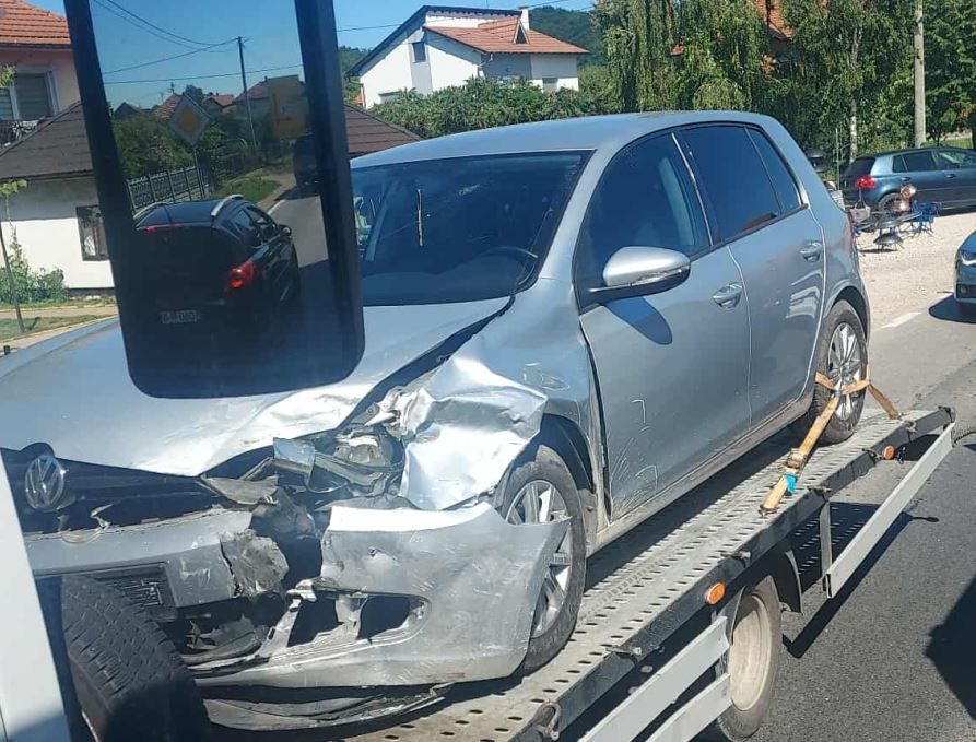 U razmaku od nekoliko sati dvije saobraćajne nezgode na području Kalesije (FOTO)