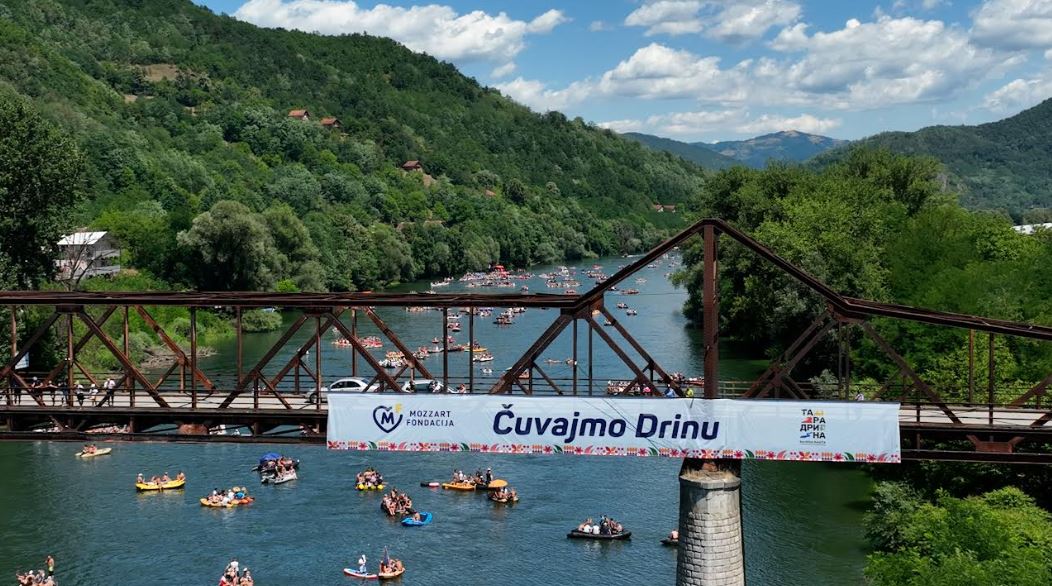 KAD SE PLOVI SRCEM, DRINA OSTAJE ČISTA: Mozzart u velikoj eko-akciji na Drinskoj regati (FOTO+VIDEO)