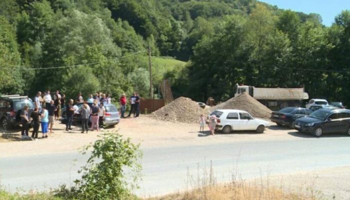 Protest u Osmacima zbog kamenoloma