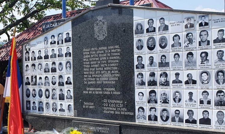 U Zalazju kod Srebrenice obilježena 33.godišnjica stradanja Srba, služen parastos za 69 stradalih