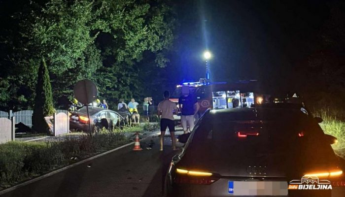 Zvanične informacije o teškoj saobraćajnoj nesreći kod Bijeljine kada je jedna osoba smrtno stradala (FOTO)