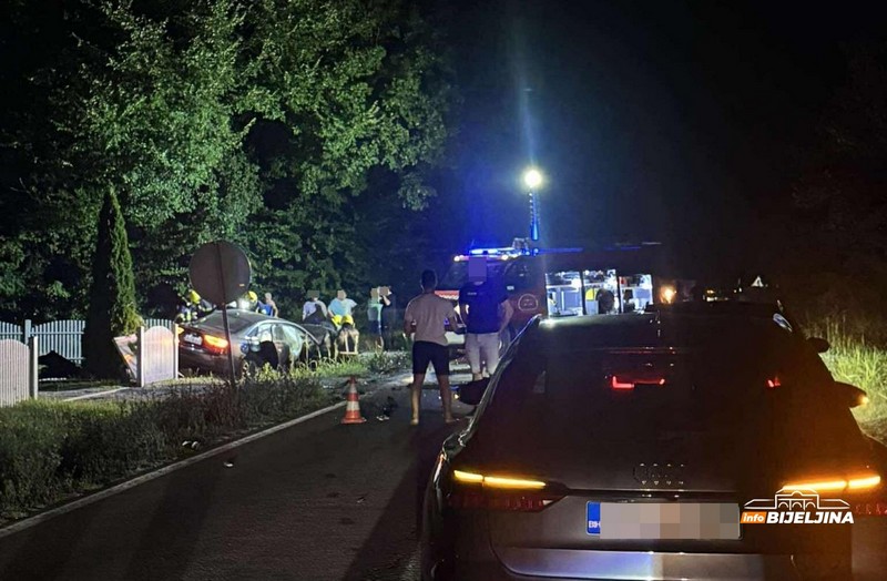 Zvanične informacije o teškoj saobraćajnoj nesreći kod Bijeljine kada je jedna osoba smrtno stradala (FOTO)