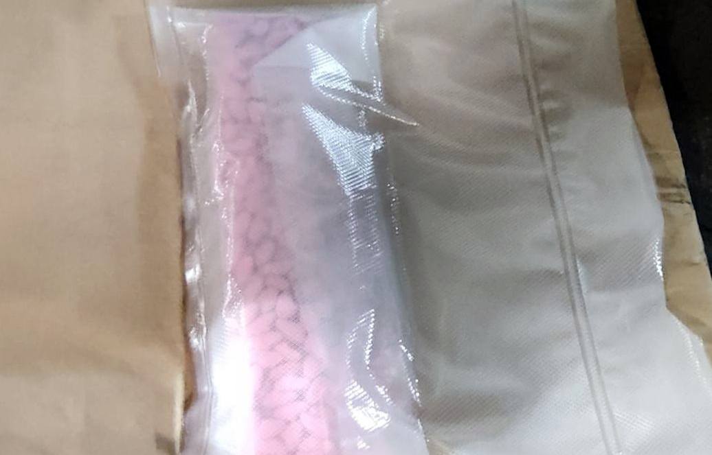 Uhapšena Lozničanka koja je krijumčarila više od dvadeset kilograma droge (FOTO)