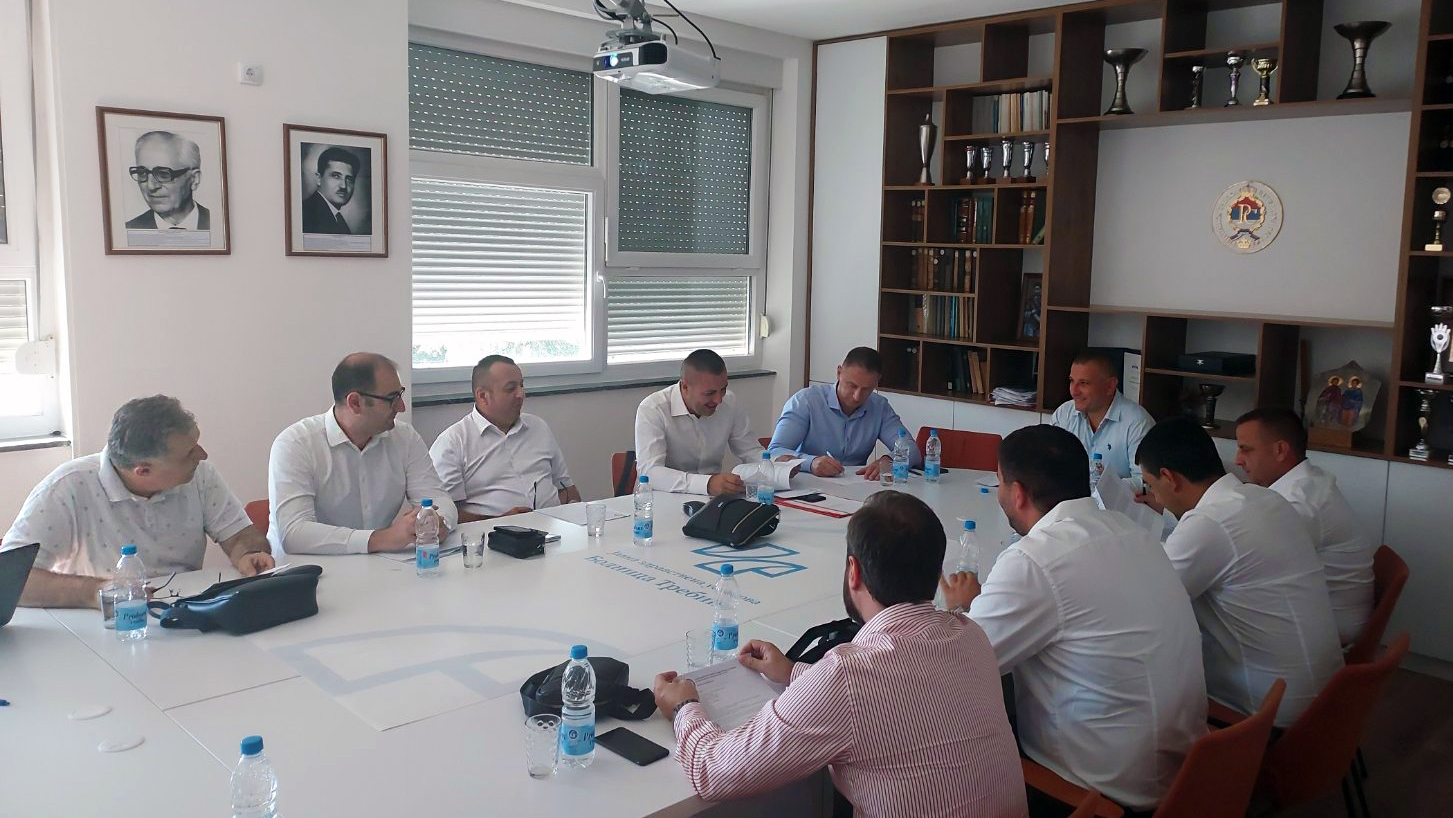 Ivan Popović ponovo izabran za predsjednika Aktiva direktora bolnica RS (FOTO)