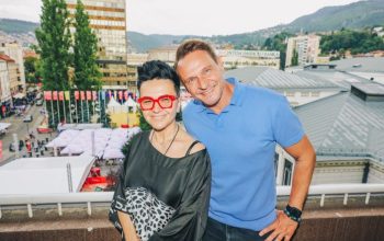 Interes za Bingovom festivalskom bazom ne jenjava: Enis Bešlagić i Amira Medunjanin posjetili Naše mjesto