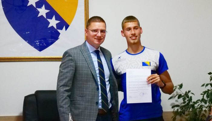 Načelnik Kalesije ugostio Bakira Musića – mladi sprinter peti u Europi!