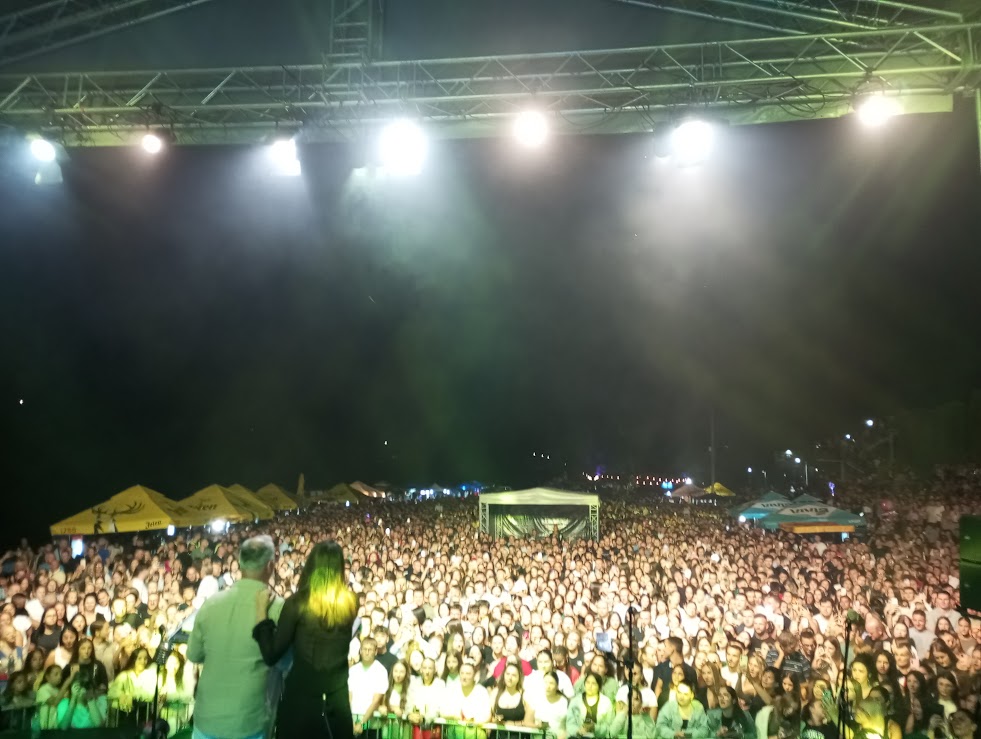 Šesti dan “Zvorničkog ljeta” obilježio koncert Saše Matića za pamćenje i predstava za najmlađe (FOTO)