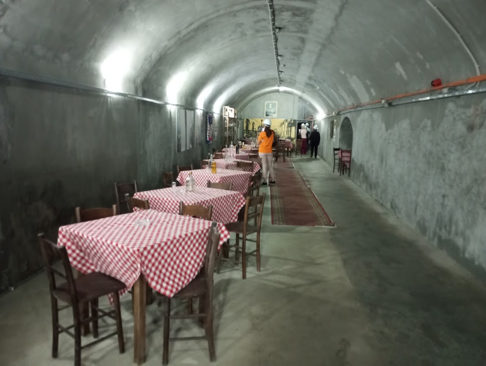 Počelo 24. “Zvorničko ljeto”, prvi dan završen spektakularnim koncertom Ace Lukasa pred više od 10 hiljada ljudi na gradskoj plaži (FOTO)