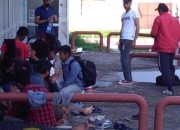 Migranti napali jedno lice iz Loznice i zadali mu nekoliko udaraca nožem
