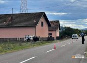 Vozač poginuo, suvozač povrijeđen u teškoj saobraćajnoj nesreći kod Bijeljine (FOTO)