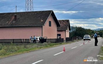 Vozač poginuo, suvozač povrijeđen u teškoj saobraćajnoj nesreći kod Bijeljine (FOTO)