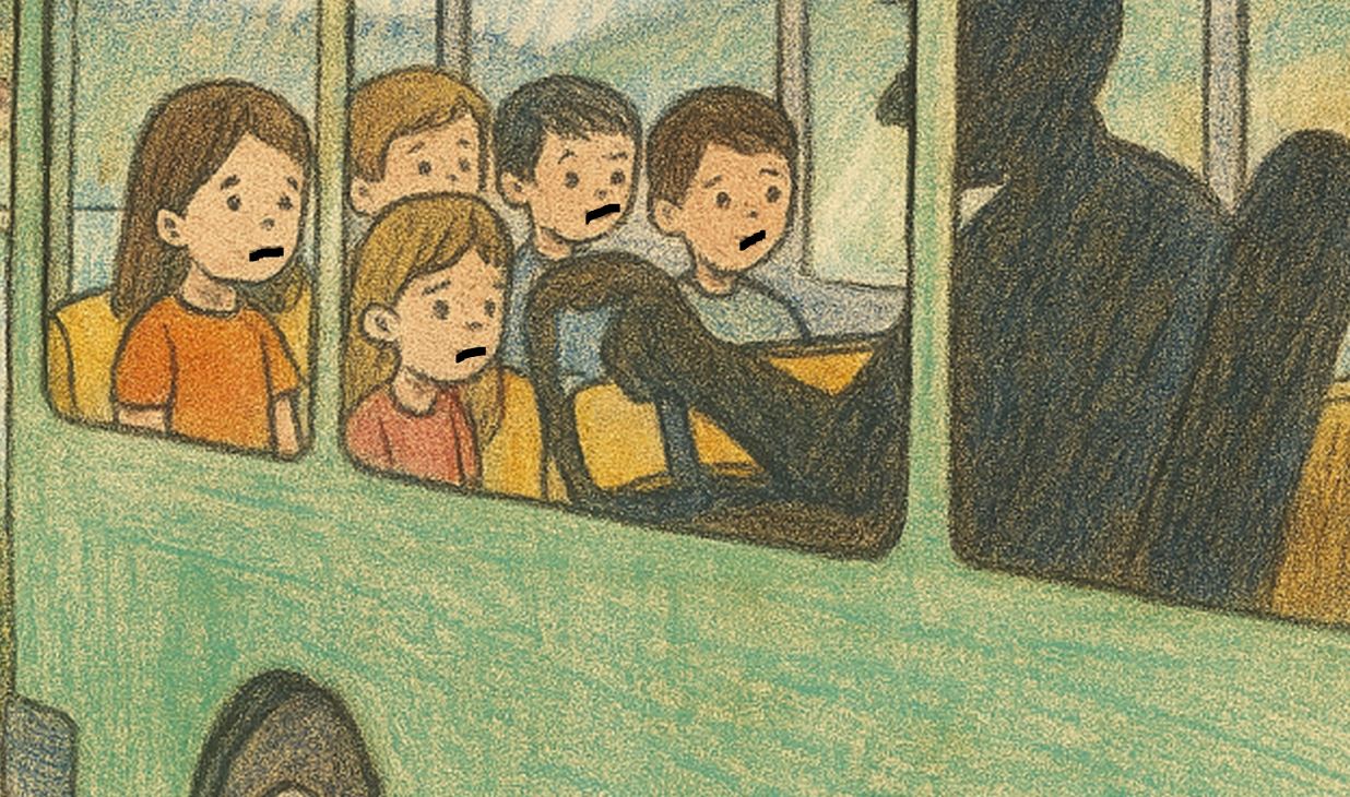 Policija privela i kaznila lice koje je prijetilo djeci tokom vožnje autobusom na relaciji Zvornik - Sapna