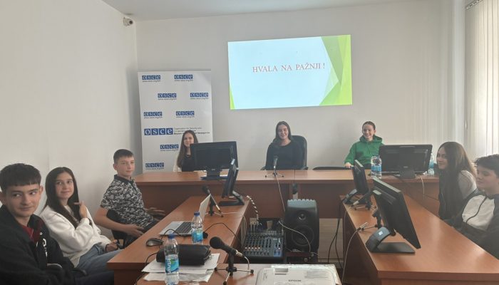 Realizovana aktivnost dani „Dječije nedelje” u prostorijama Osnovnog suda u Zvorniku (FOTO)