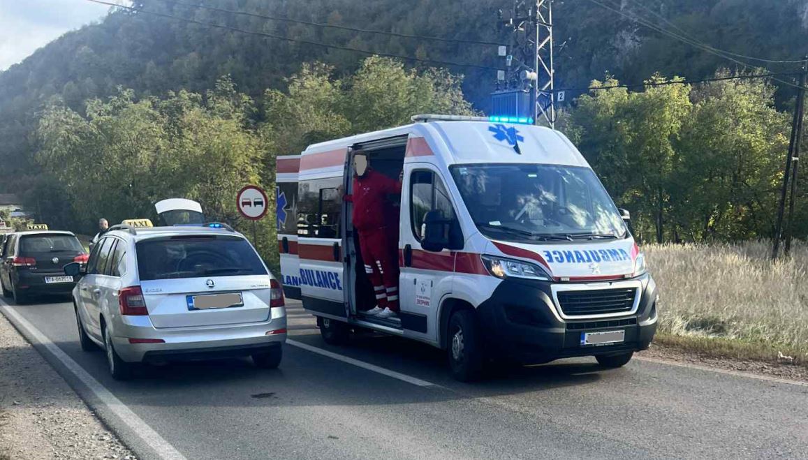 Slijetanj u Đilama, najmanje jedno lice povrijeđeno (FOTO)