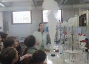 Učenici osnovne škole u Karakaju posjetili Granični prelaz Karakaj i Tehnološki fakultet Zvornik (FOTO)