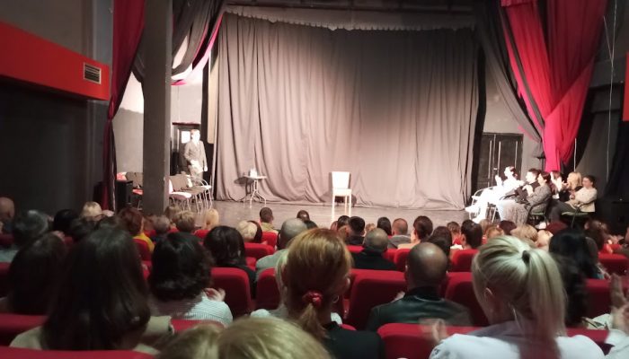 Tihomir Stanić i monodrama „Na Drini ćuprija“ zatvorili zvornički pozorišni festival