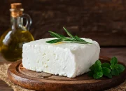 Mljekari iz RS-a upozorili na pojavu “vještačkog sira”, kažu da je cijena uvoznog proizvoda neprirodno niska