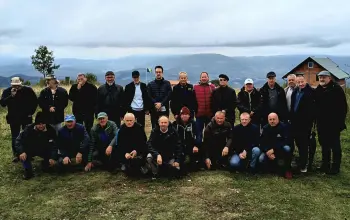Na brdu Orlić posađen ekovoćnjak, akcija koja je spojila ekologiju, kulturu i održivi povratak (FOTO)