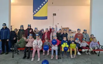 Radionica povodom Dana državnosti BiH održana u Grbavcima: Mališani uživali u kreativnom druženju (FOTO)
