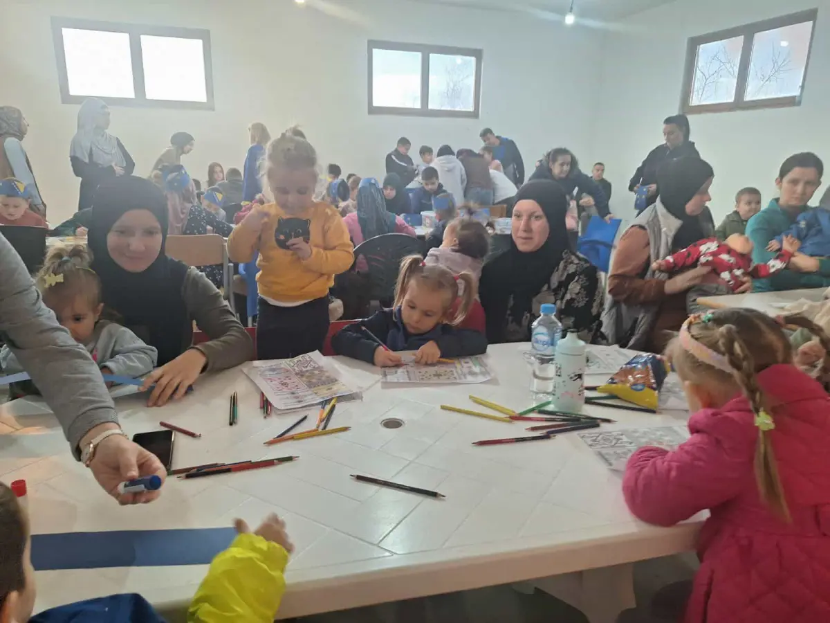 Radionica povodom Dana državnosti BiH održana u Grbavcima: Mališani uživali u kreativnom druženju (FOTO)