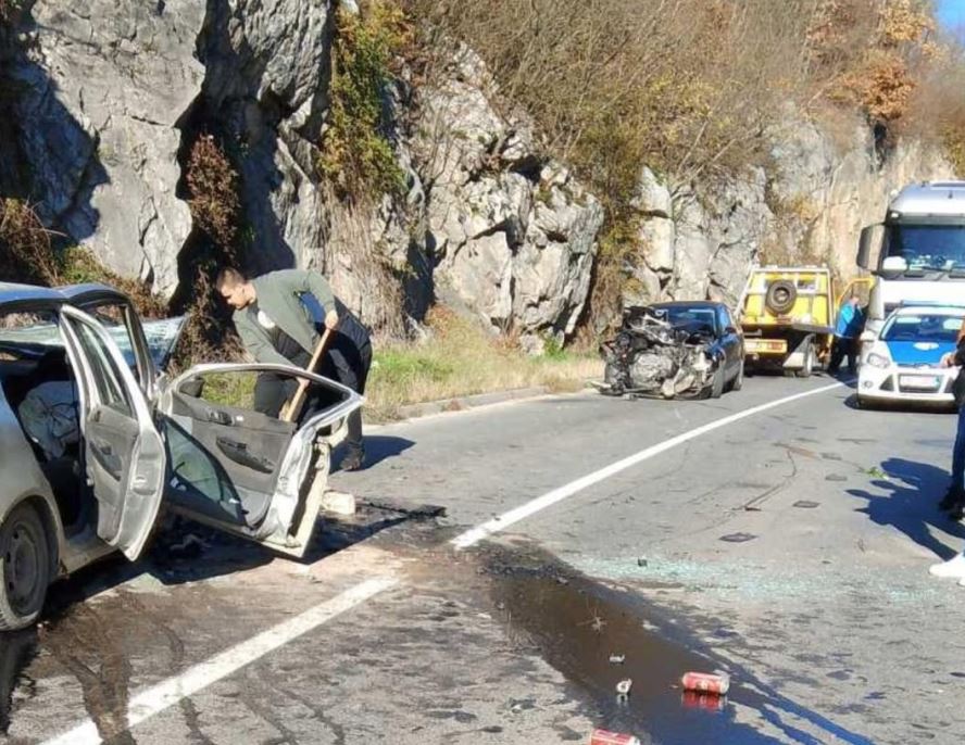 Epilog saobraćajne nezgode u Vlasenici: Teže i lakše povrijeđeno 6 lica