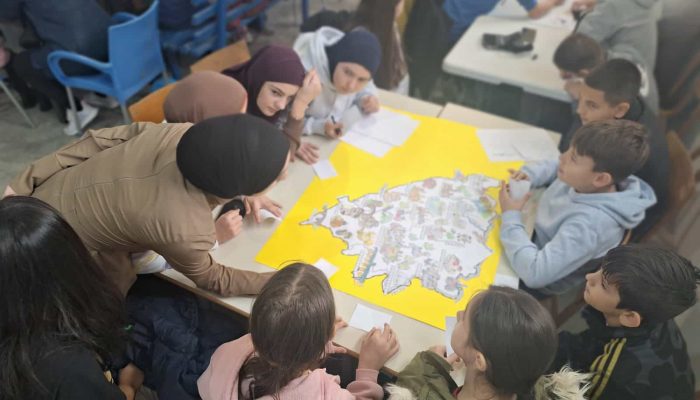 Radionica povodom Dana državnosti BiH održana u Grbavcima: Mališani uživali u kreativnom druženju (FOTO) – fotografija 13