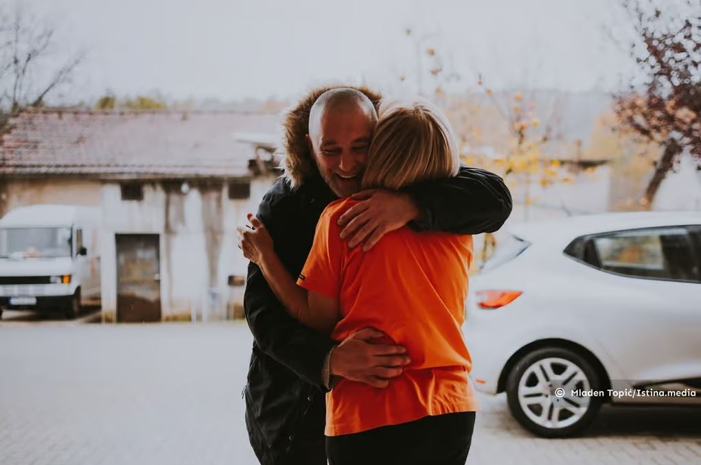 NAKON VIŠE OD TRI DESETLJEĆA: Porodica iz Širokog Brijega srela dječaka Samira kojem je spasila život u ratu