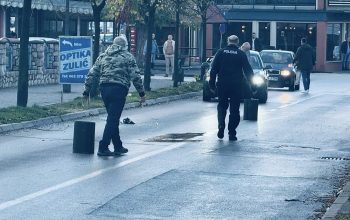 Jedan od napadača koji je jutros učestvovao u oružanoj pljački zlatare u centru Kalesije je uhapšen, dok je drugi ranije pronađen mrtav.