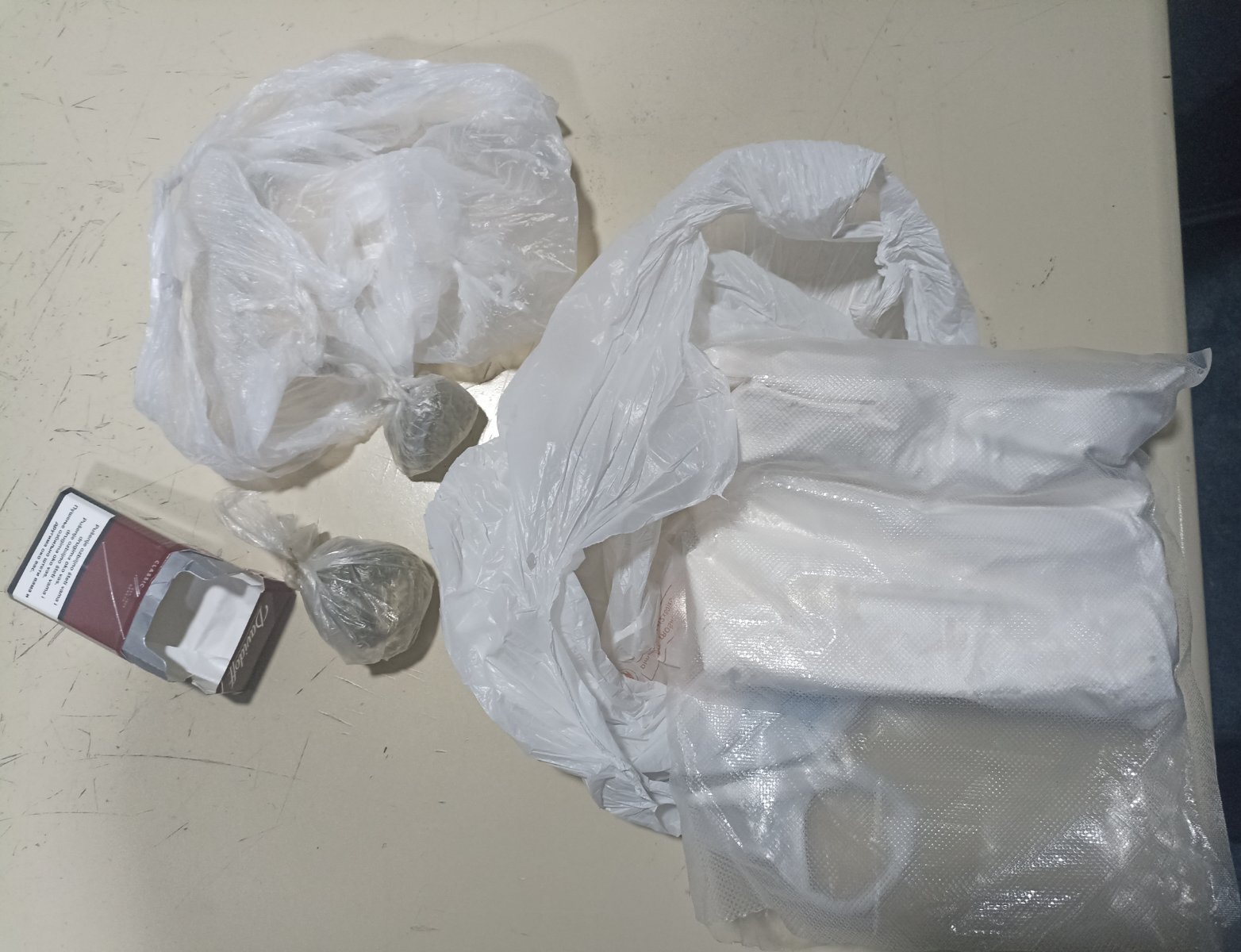 U akciji „Kristal“ uhapšeno jedno lice: Policija zaplijenila više od kilograma narkotika (FOTO)