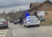 Usporen saobraćaj u Karakaju zbog saobraćajne nezgode na raskrsnici skretanja za Sapnu