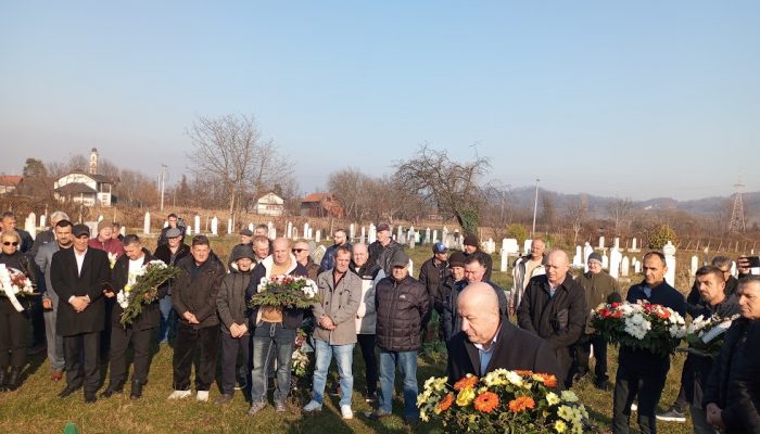 U Kozluku obilježena 14. godišnjica smrti Fadila Banjanovića Bracike: Prisustvovali građani iz cijelog Podrinja i brojni zvaničnici (FOTO+VIDEO)