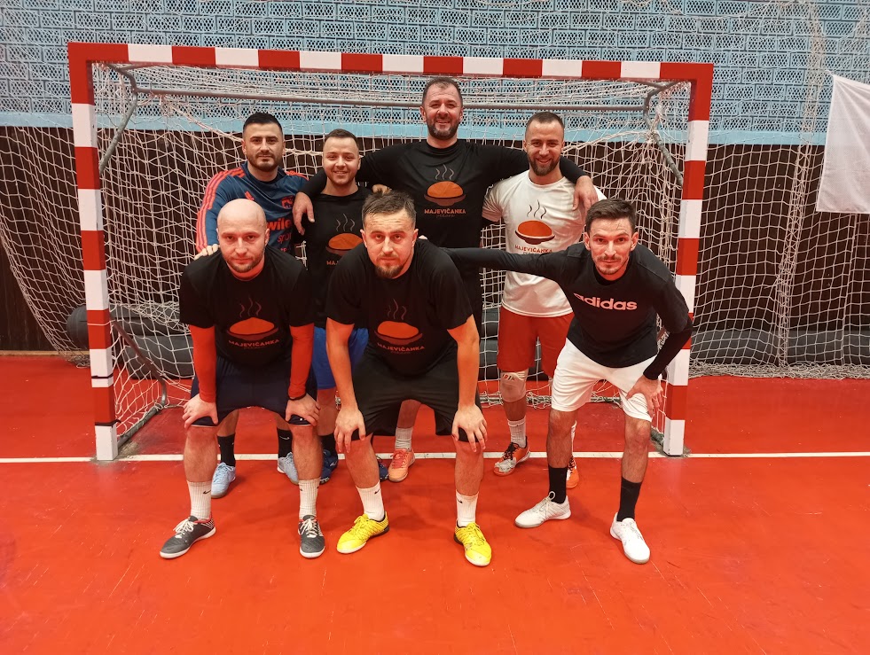 Poznati parovi četvrtfinala Novogodišnjeg turnira „Gradeks kup 2025. Zvornik“ – Mečevi danas od 18:00, prihodi od ulaznica idu za najmlađe u zvorničkoj bolnici