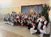 „Tabančići“ priredili novogodišnji koncert: Podijeljeno 150 paketića mališanima iz Tabanaca (FOTO)