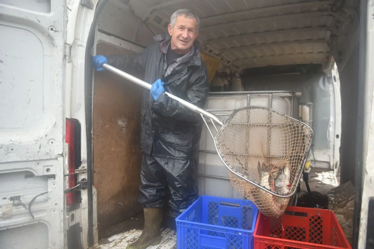 Tršićke bare bogatije za 384 kg štuke – najavljeno i poribljavanje jezera (FOTO)