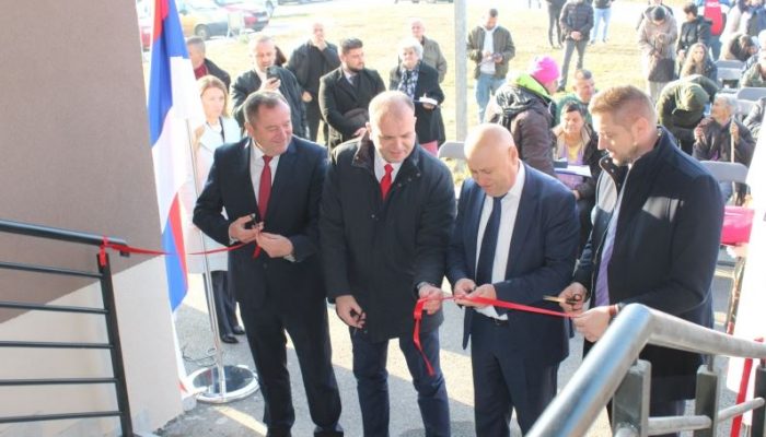 U Karakaju uručeni ključevi za novu zgradu socijalnog stanovanja licima sa područja Zvornika (FOTO)