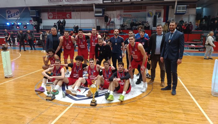  Кošarkaški spektakl u Zvorniku pripao košarkašima Borca (FOTO)