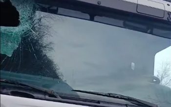 Obrušio se kamen i oštetio kamion na magistralnom putu u Jošanici kod Zvornika