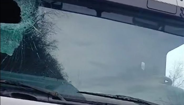 Obrušio se kamen i oštetio kamion na magistralnom putu u Jošanici kod Zvornika