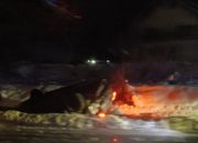 Automobil završio na krovu u kanalu pored magistralnog puta Zvornik – Tuzla u Glumini (FOTO)