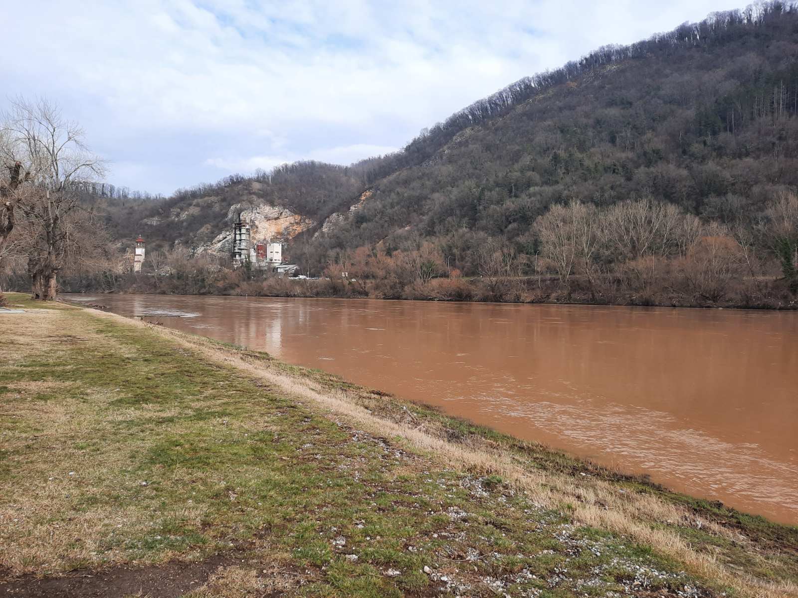 Apel Gradske uprave stanovništvu: Očekuje se porast vodostaja rijeke Drine u Zvorniku