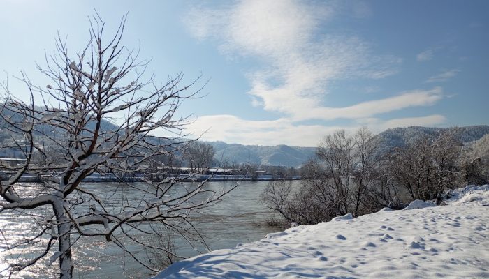 Vanredna situacija u Zvorniku, snježne padavine i plavni talas izazvali štetu i probleme u snabdijevanju