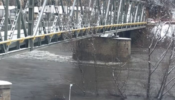 Vodostaj Drine u opadanju – Poplavljene tri kuće u naselju Terminal u Karakaju