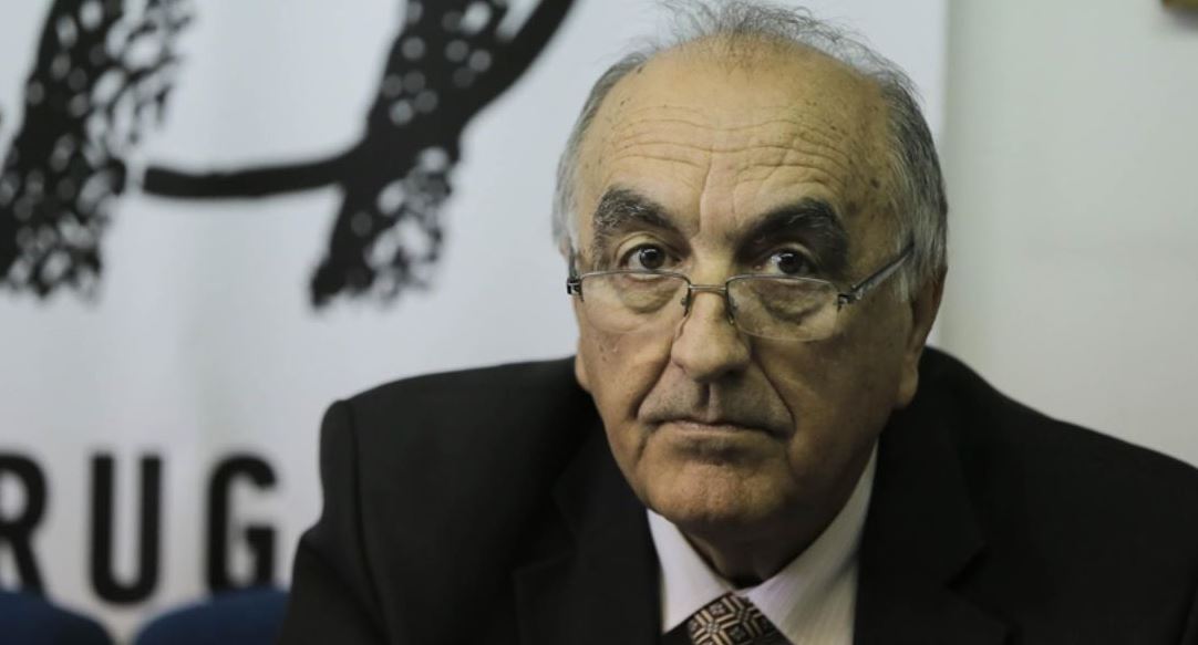 Redovna sesija: Profesor Enved Halilović razotkrio moć i opasnost glupih ljudi u društvu (VIDEO)