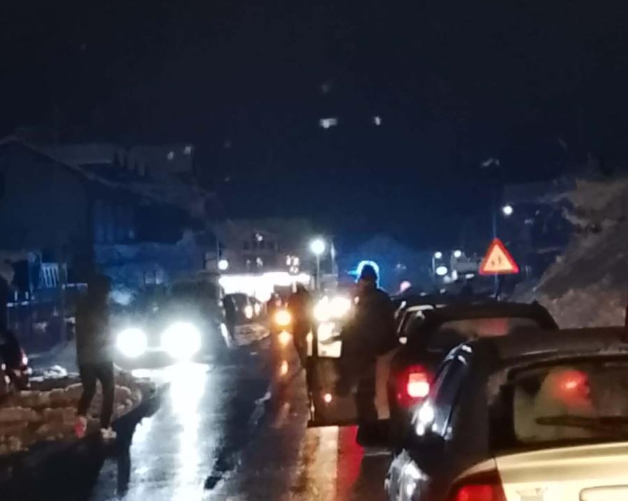 Pješak smrtno stradao u Karakaju, potpuna obustava saobraćaja dok traje uviđaj