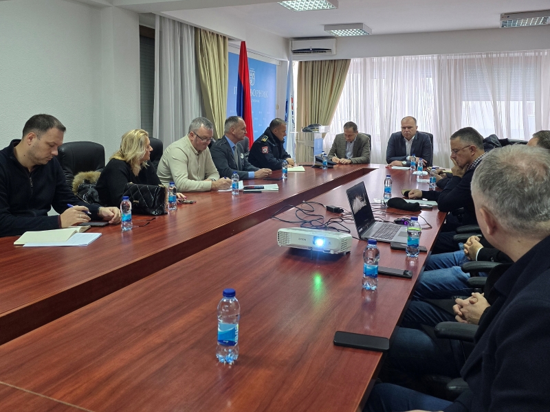 Vanredna situacija u Zvorniku, snježne padavine i plavni talas izazvali štetu i probleme u snabdijevanju