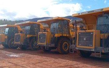 Pet potpuno novih dampera stiže u Miliće i kompaniju ''Boksit'' (FOTO)